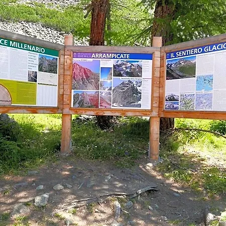 Il Cortese Panzió Chiareggio